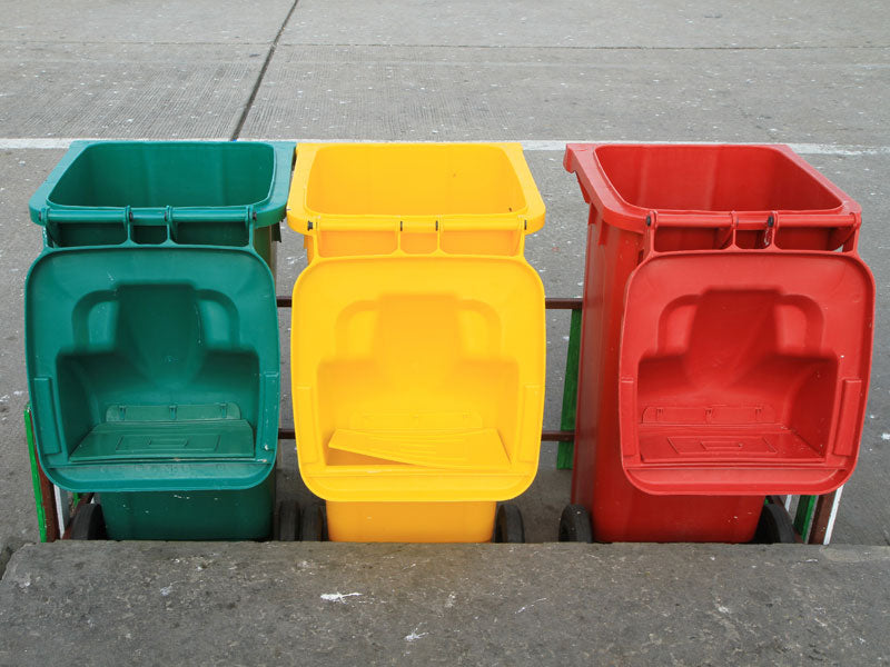 Cubos de basura para organizar la basura de forma limpia