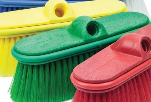 Cepillo con Fibra de Nylon y Defensa para Golpes | Verde | El Castor | 45D1G